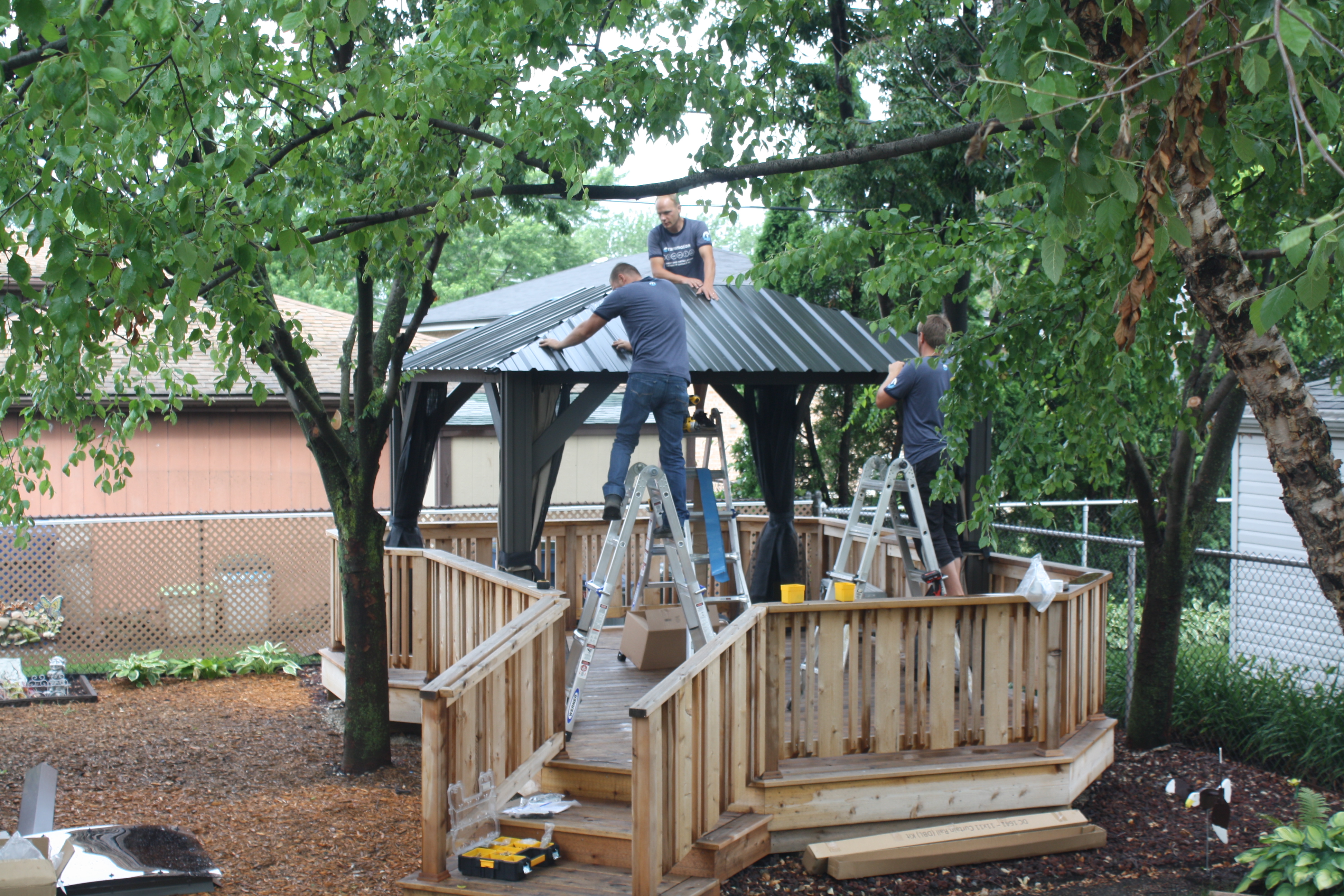 Transmotion Delivery Assembly Relocation Installation Bridgeview IL Chicago Milano Gazebo Transmotion Delivery Assembly Installation Relocation The Great Escape Milano Shade Gazebo Patio Furniture 11 x 11 Installment Chicago Washington California