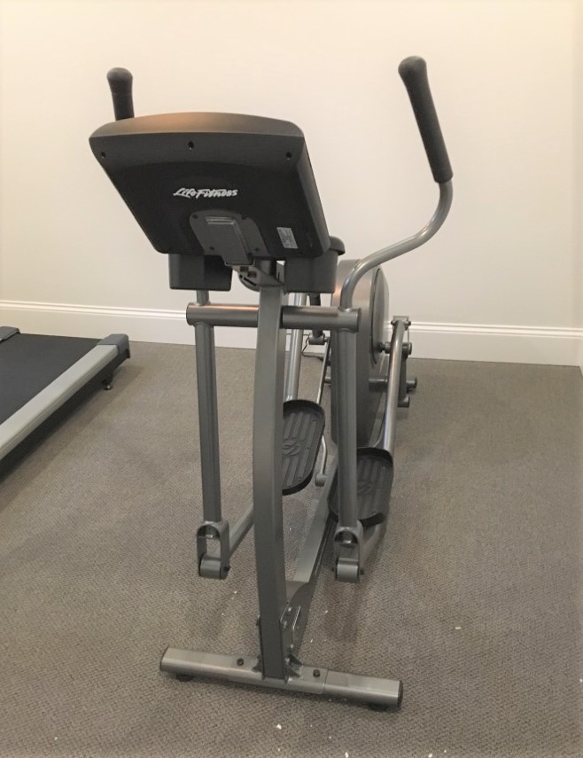 Transmotion Delivery Assembly Installation Relocation Life Fitness E1 Elliptical Cross-Trainer