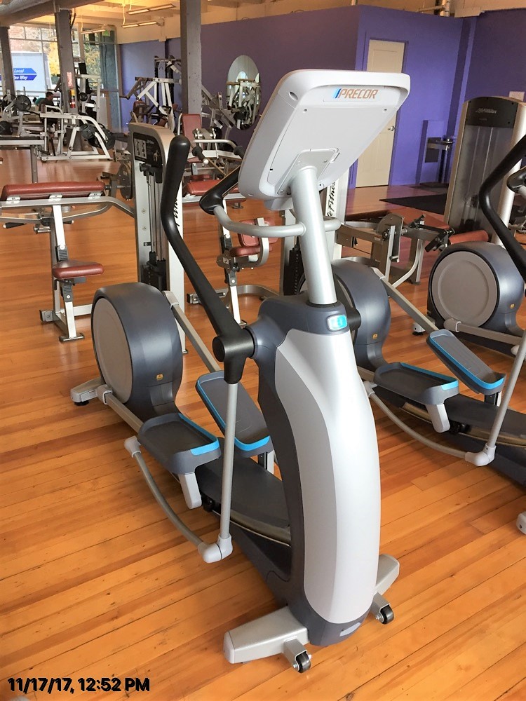 Transmotion Delivery Assembly Installation Relocation Soul Fitness Seattle Washington Precor Treadmill TRM 835 Before After near me washington chicago IL Californi Gym cheap fast efficient near me downers grove