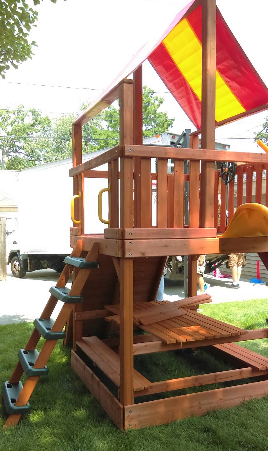 Transmotion Delivery Assembly Installation Relocation Extraction Removal Winnetka IL Woodplay Monkey Tower A California Washington IL Chicago Summer Fitness Fitness Equipment Downers Grove