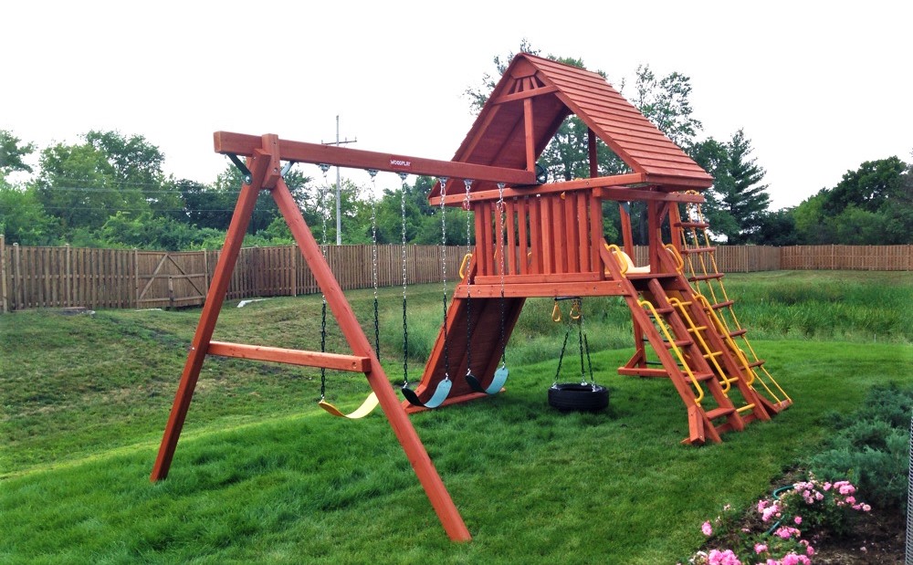 Transmotion Delivery Assembly Installation Relocation of a Escalade Sports Lions Den Playset in Glenview IL Illinois Indiana Wsiconsin Washington Michigan California Fun Kids Children Play Active Outdoors Outside Healthy Health Fit Fitness Entertaining Entertainment America United States